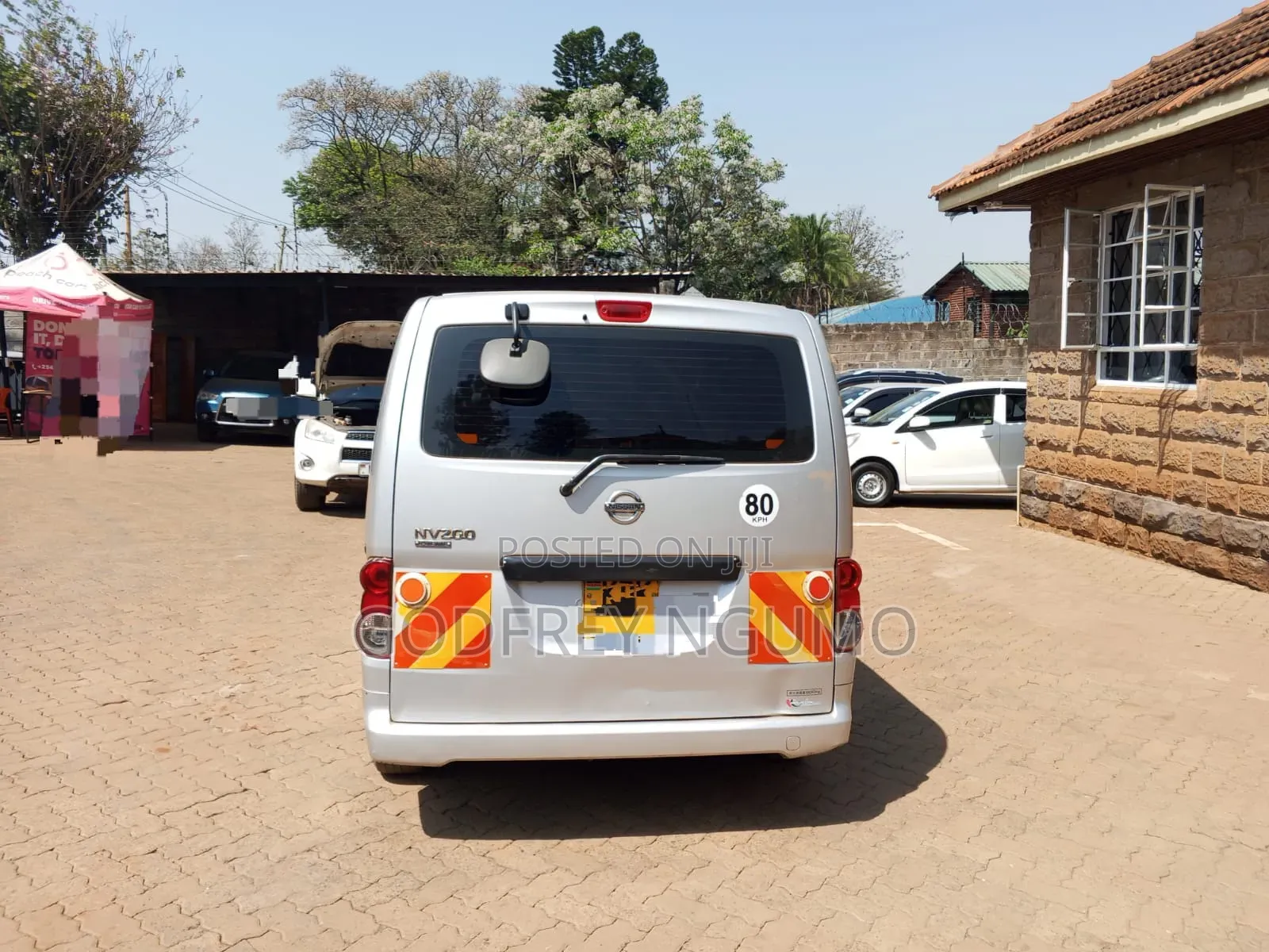 Nissan NP200 2014 Silver