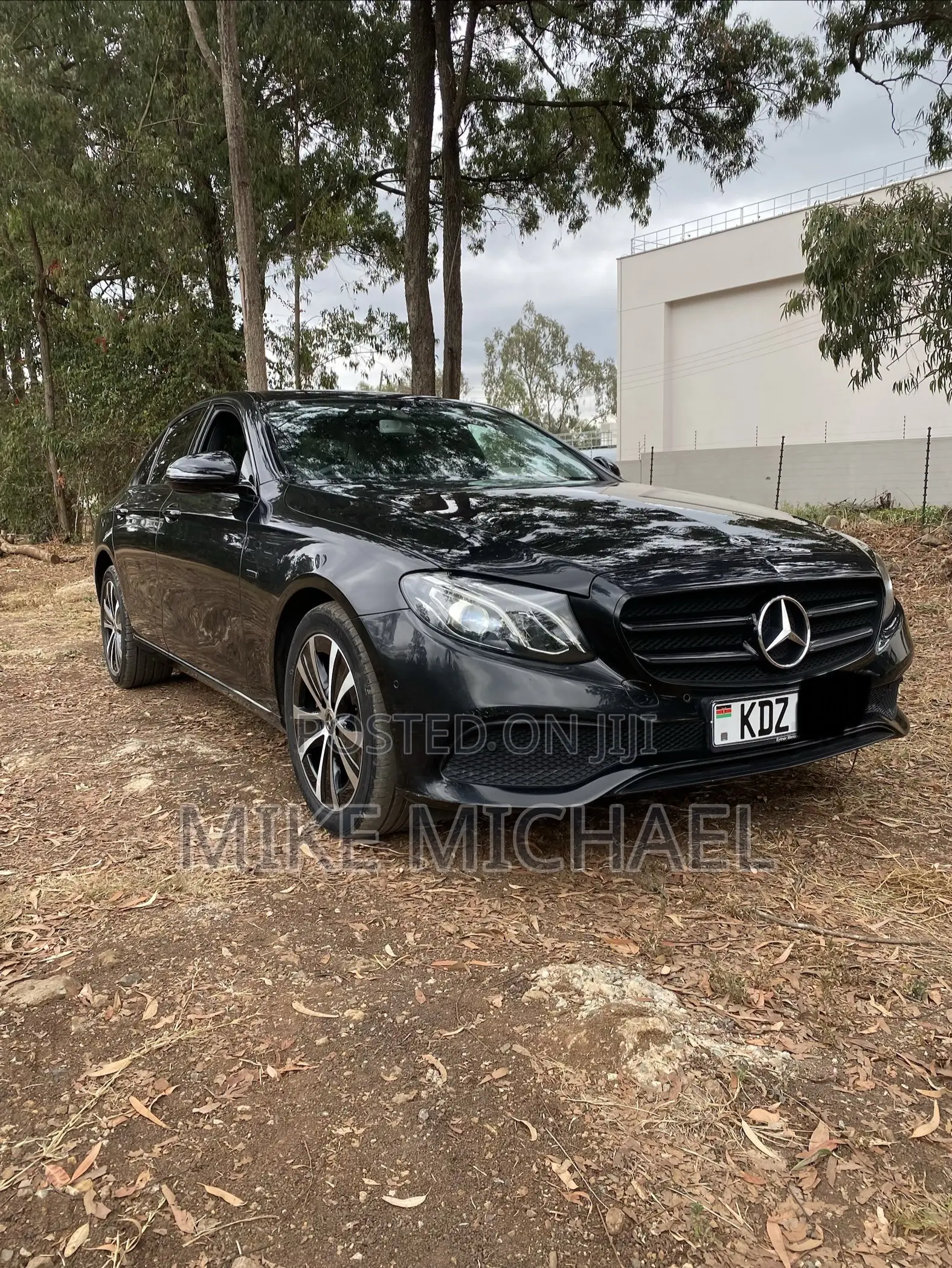 Mercedes-Benz E300 2019 Black