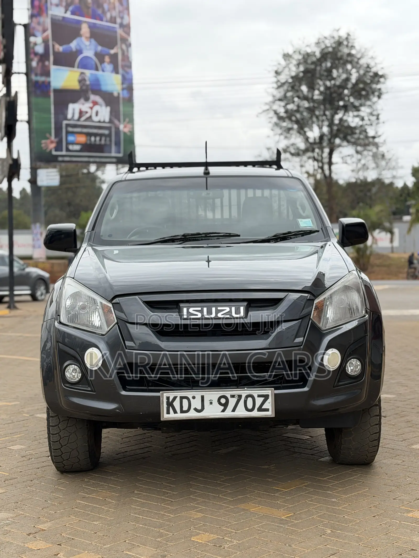 Isuzu D-MAX 2022 Gray