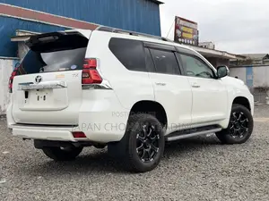 Toyota Land Cruiser Prado 2.7 2019 White