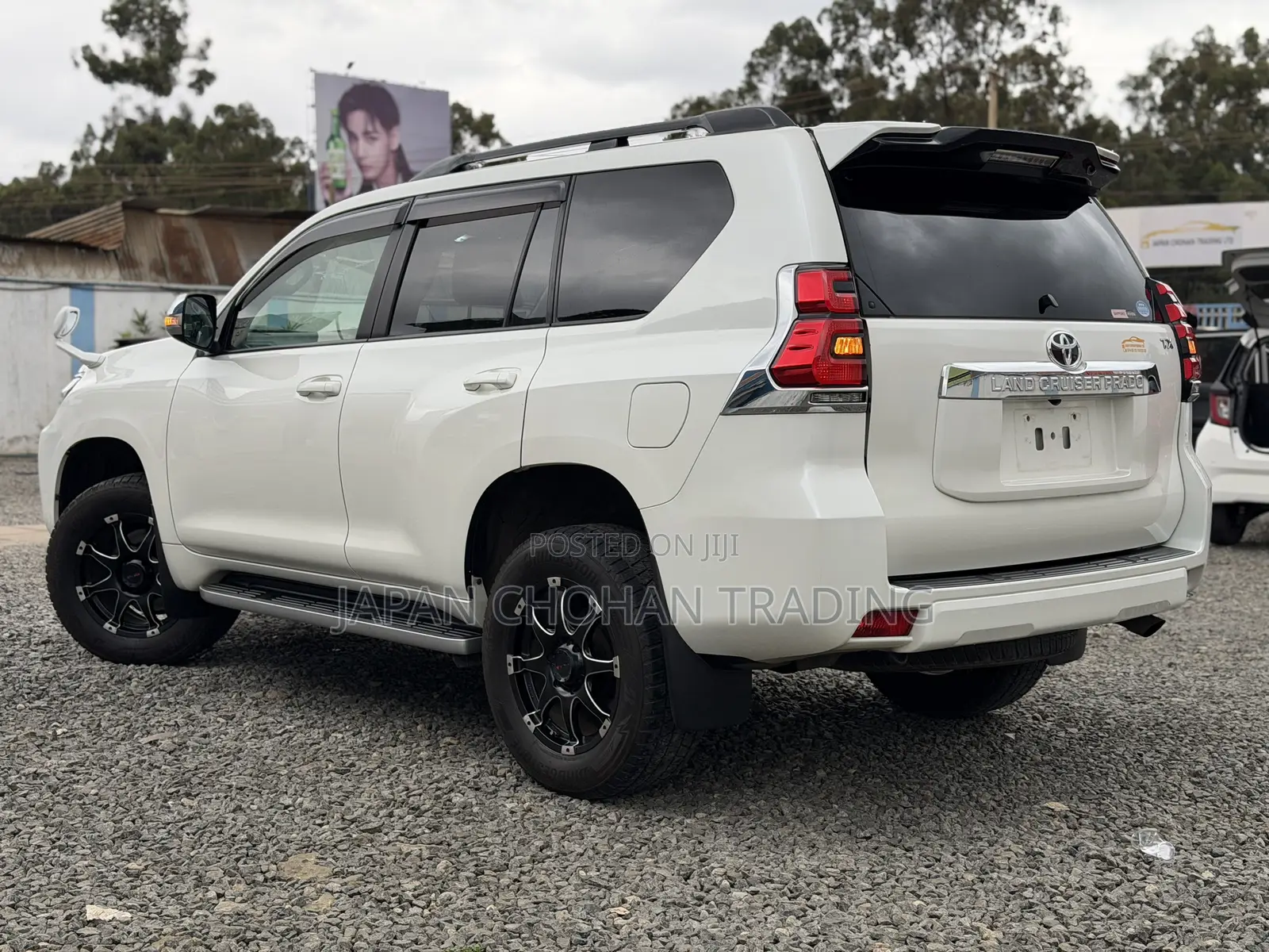 Toyota Land Cruiser Prado 2.7 2019 White
