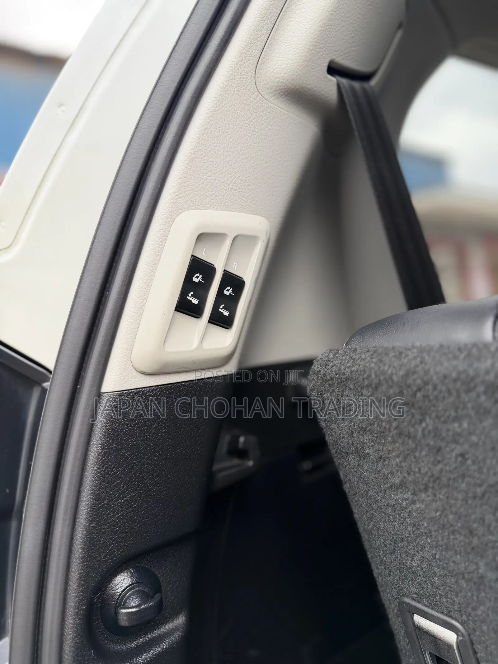 Toyota Land Cruiser Prado 2.7 2019 White