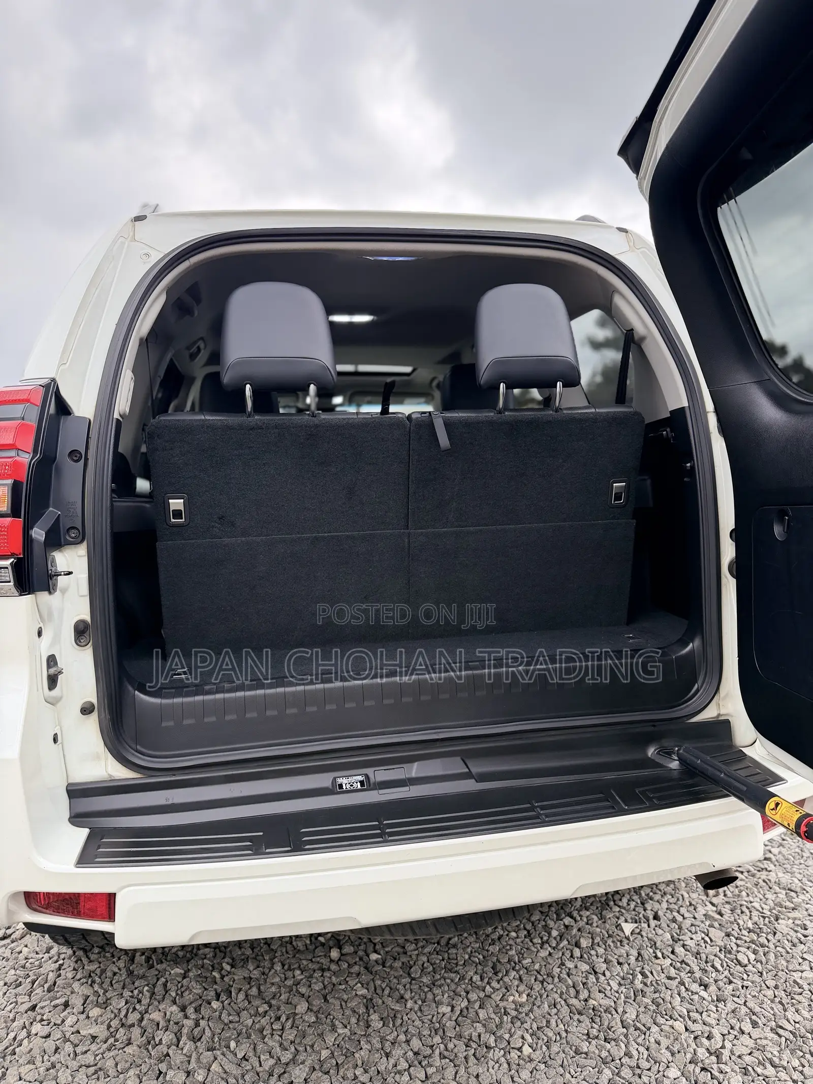 Toyota Land Cruiser Prado 2.7 2019 White