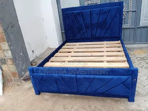 Blue Mocket 5 by 6 Bed
