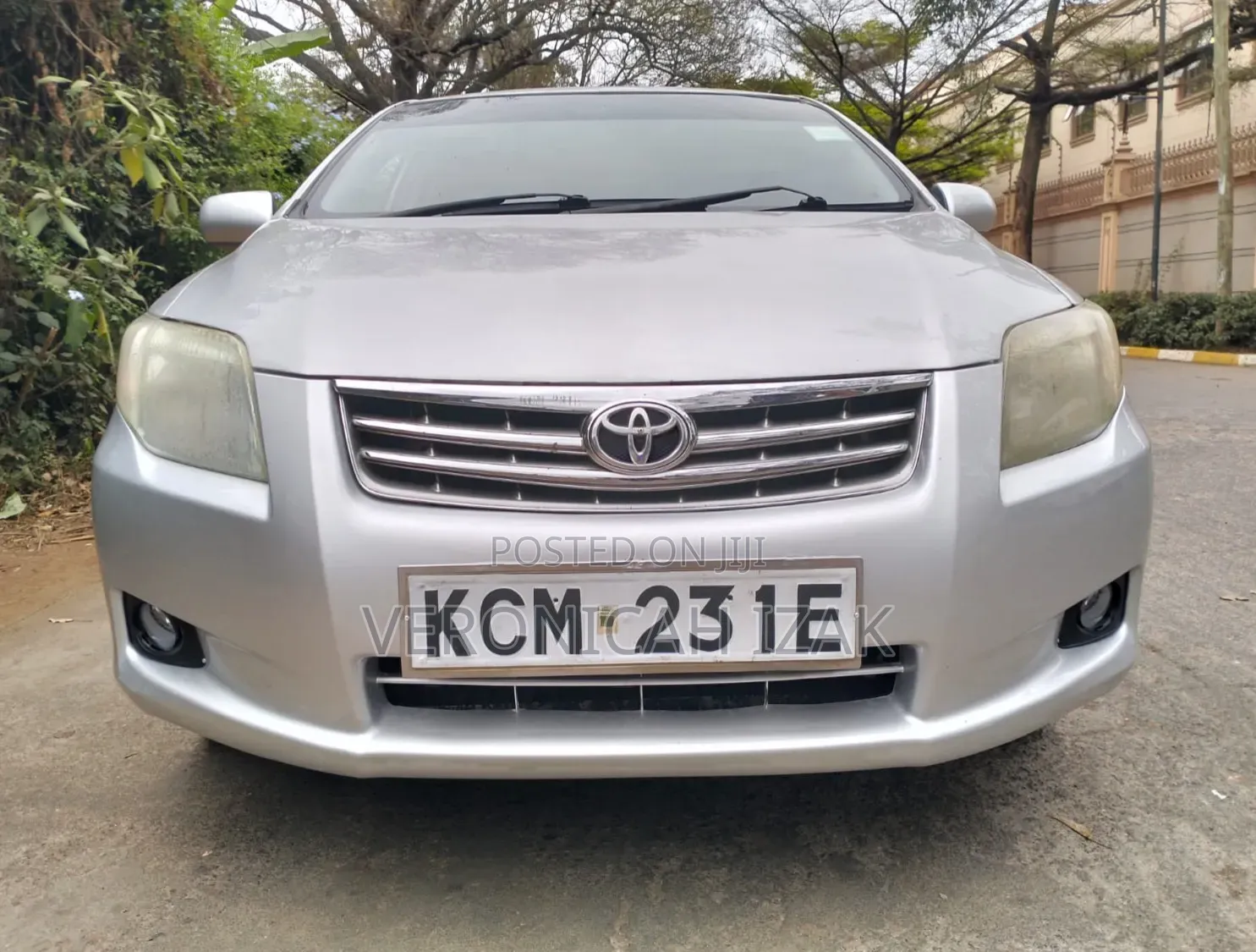 Toyota Axio 2010 Silver