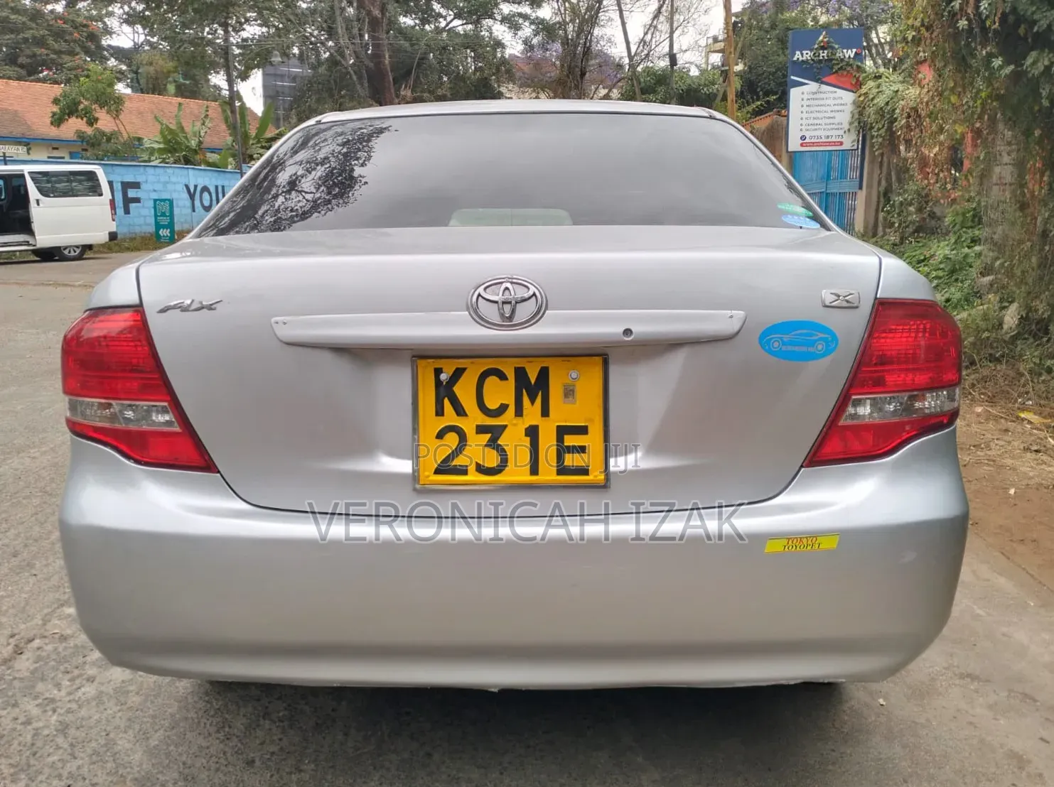 Toyota Axio 2010 Silver