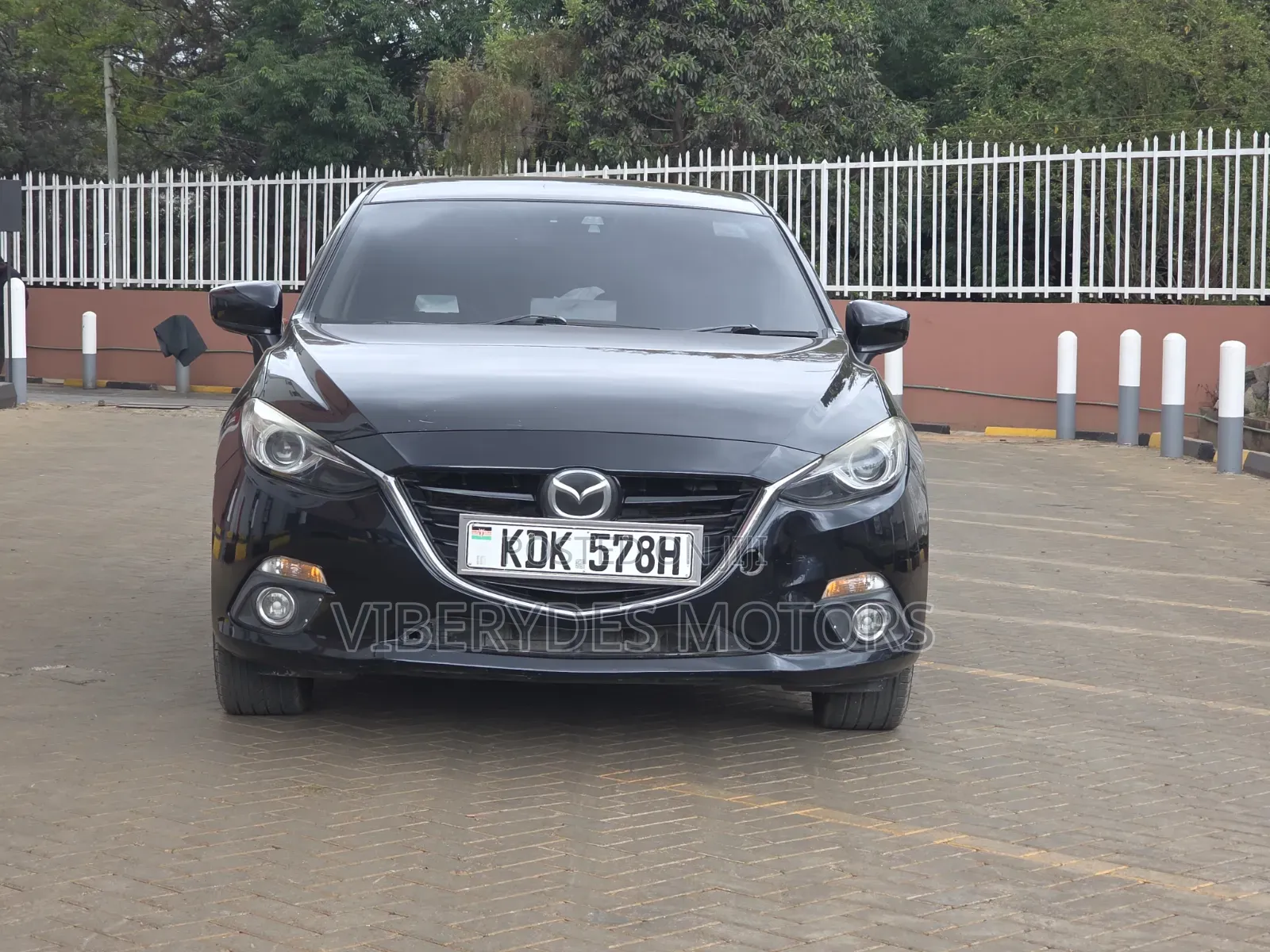 Mazda Axela 2015 Black