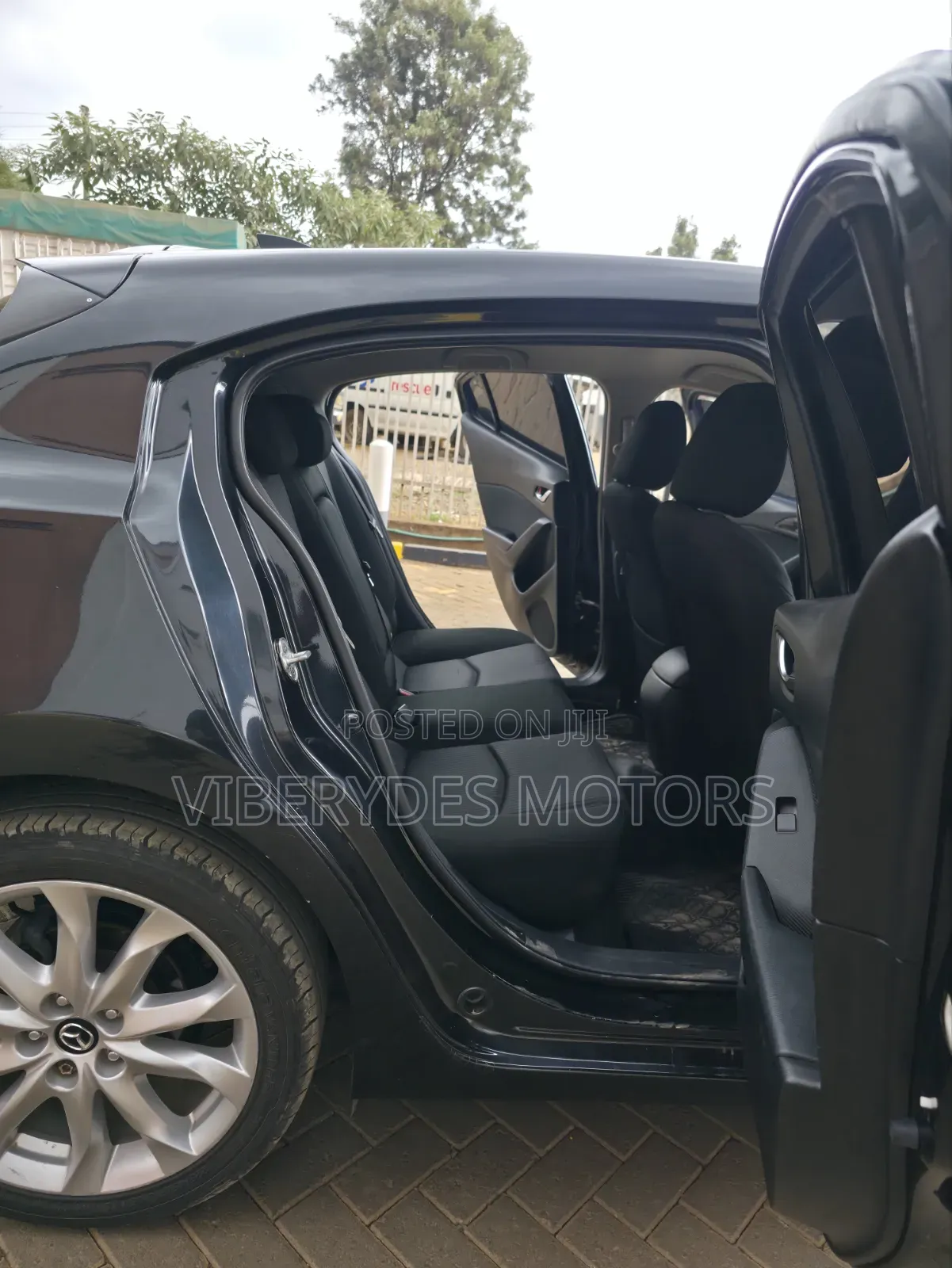 Mazda Axela 2015 Black
