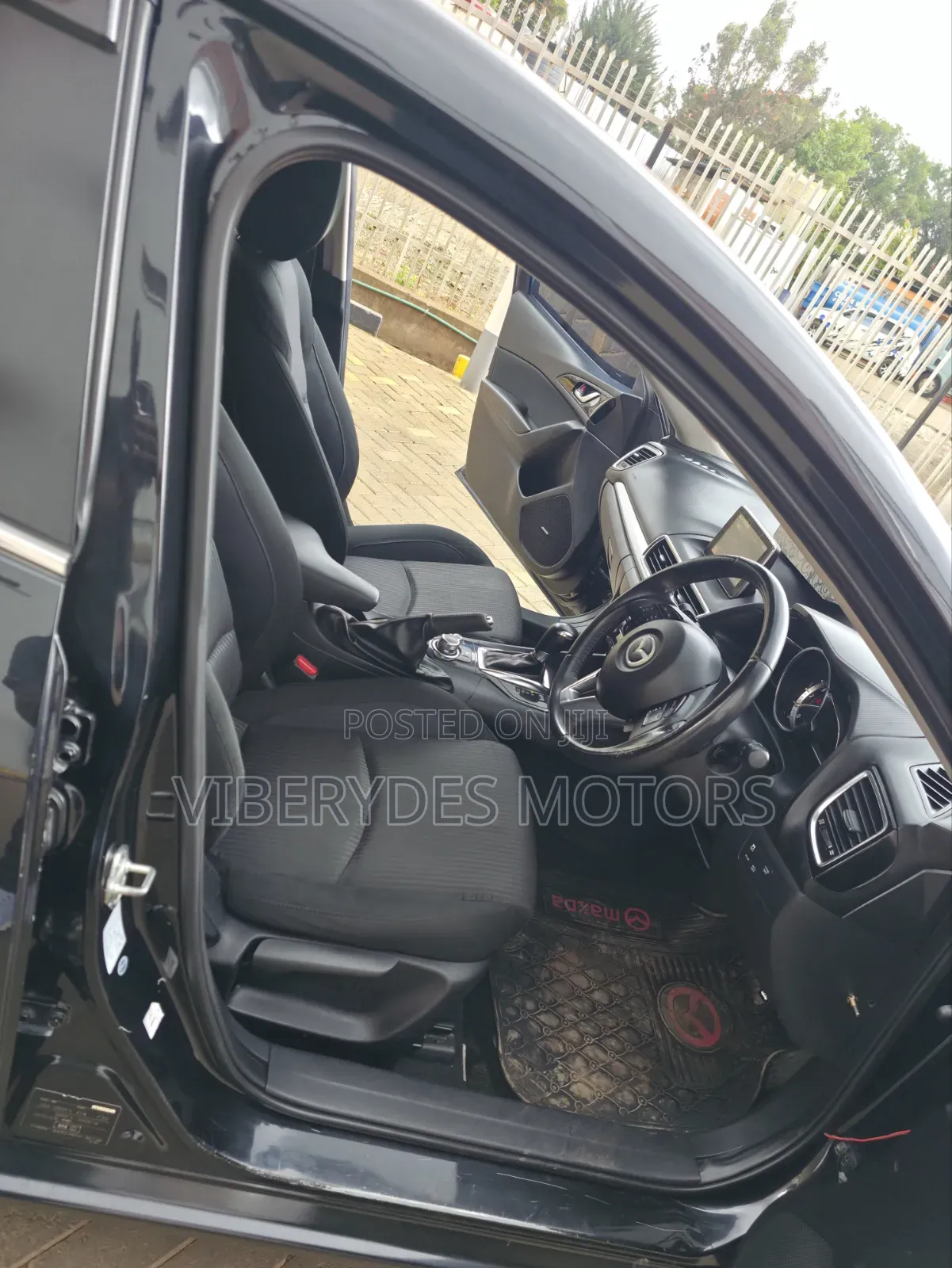 Mazda Axela 2015 Black