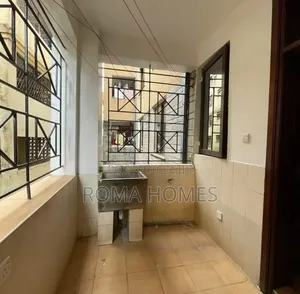 3bdrm Apartment in Kilimani, State House Area for rent