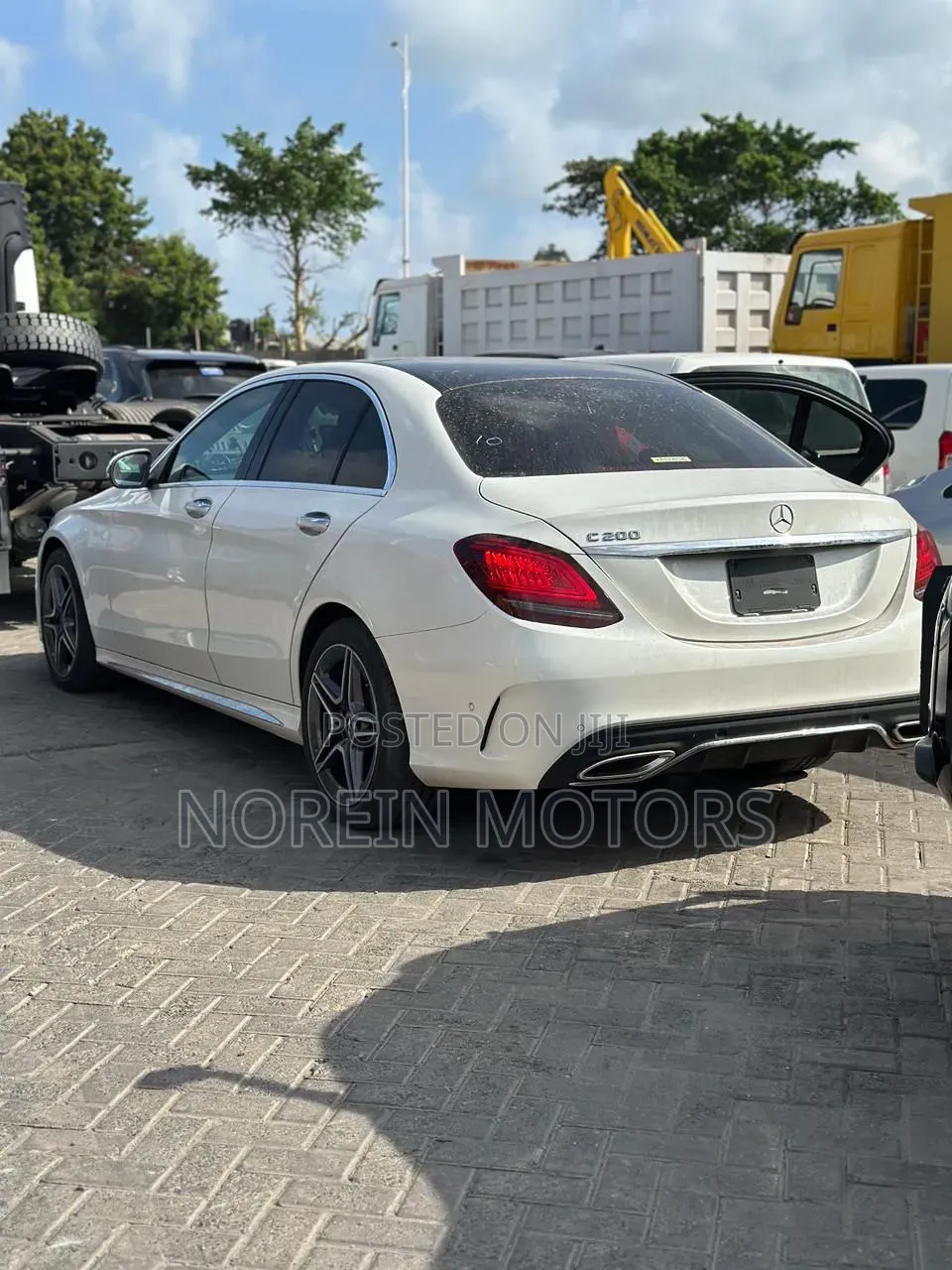 Mercedes-Benz C200 2019 White