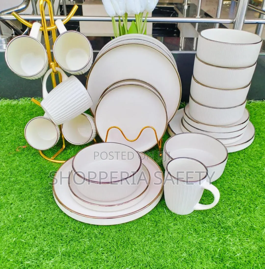 24 Pieces Dinner Set