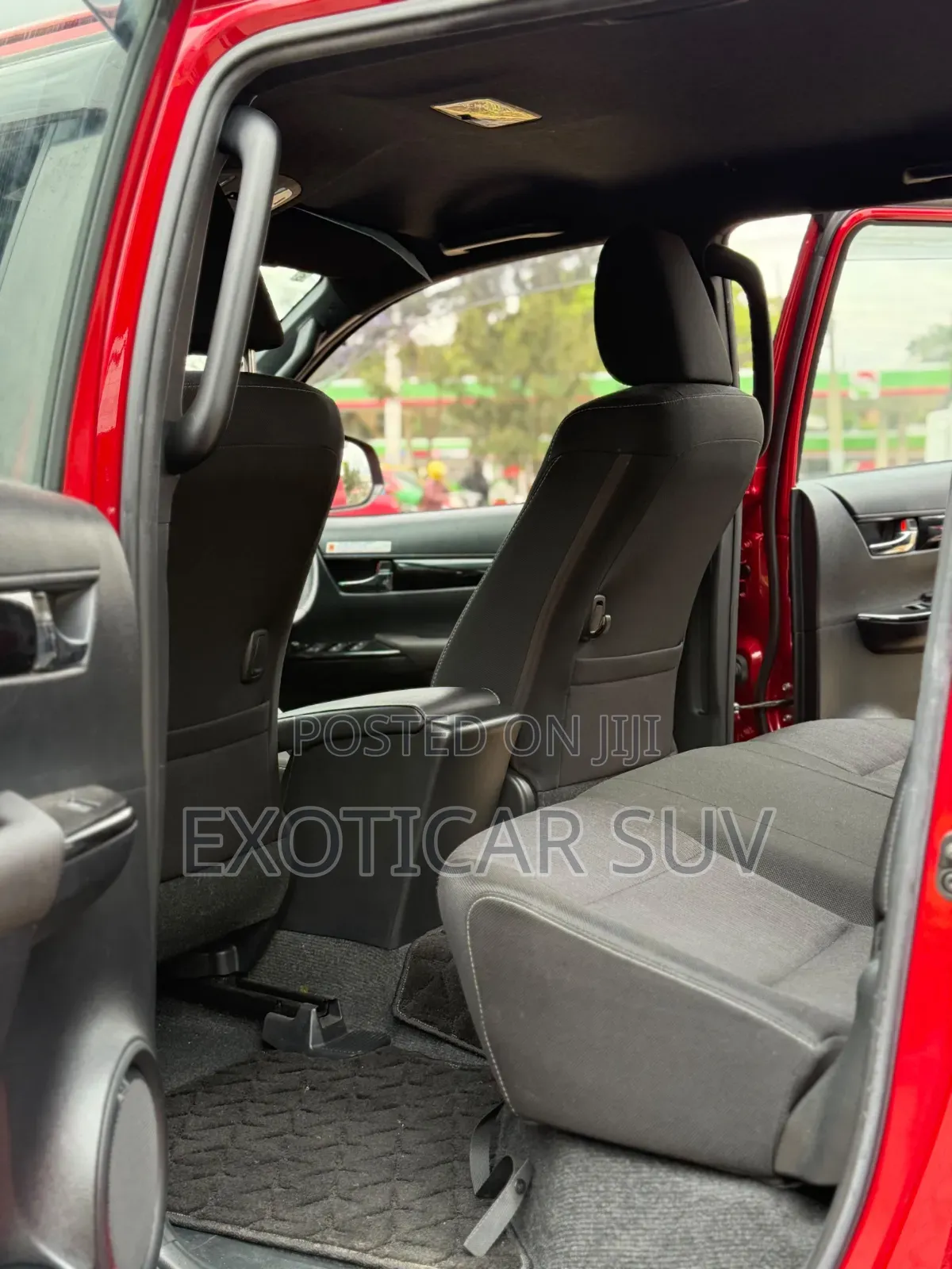 Toyota Hilux Revo Double Cab Deisel 2.4 AWD 2019 Red