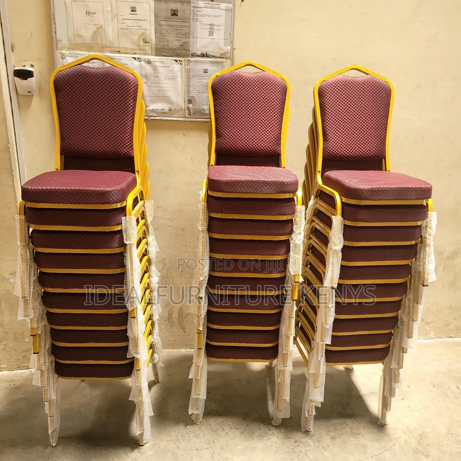 Strong Confrence Chair