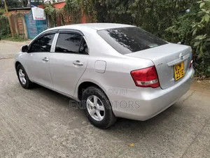 Toyota Axio 2010 Silver