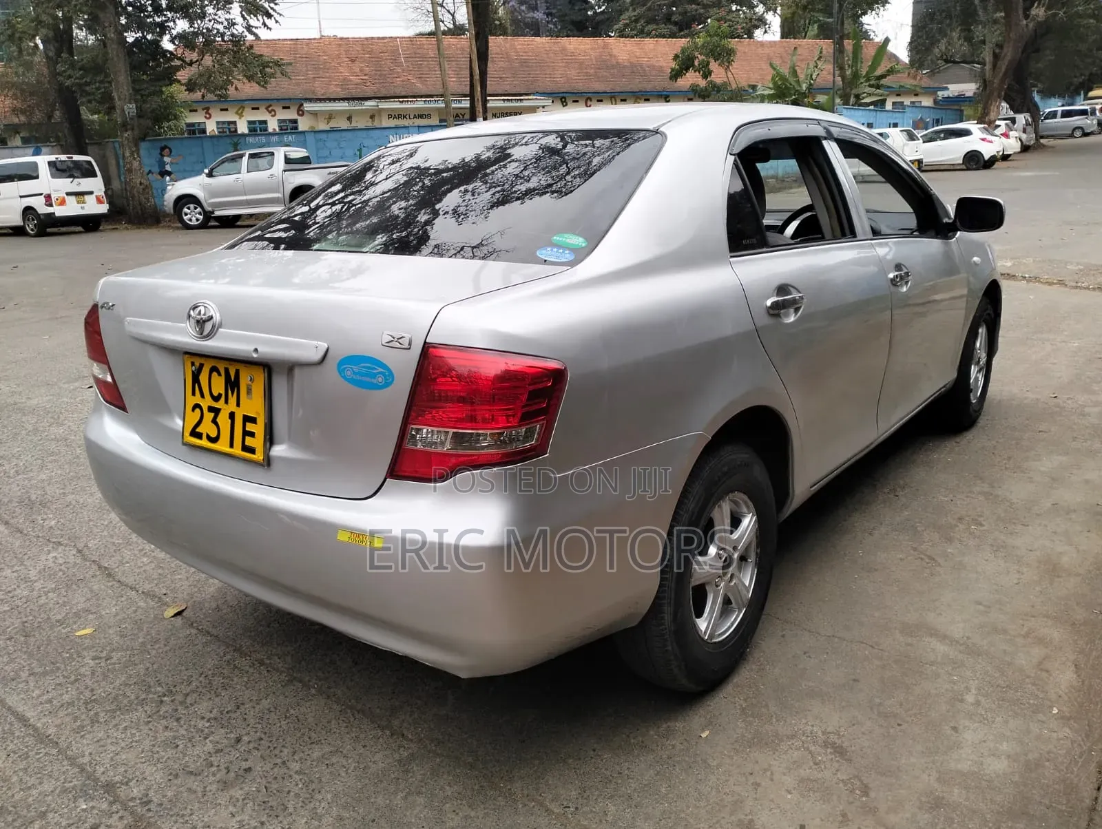 Toyota Axio 2010 Silver