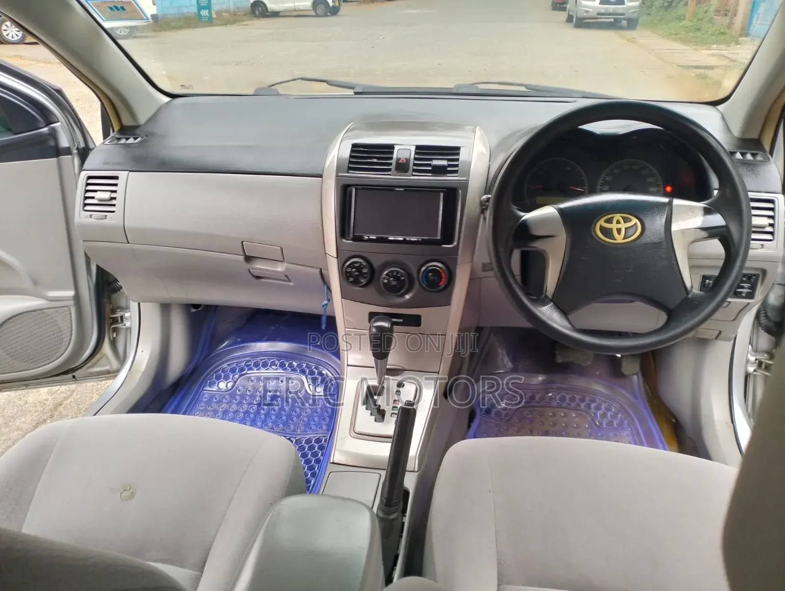 Toyota Axio 2010 Silver