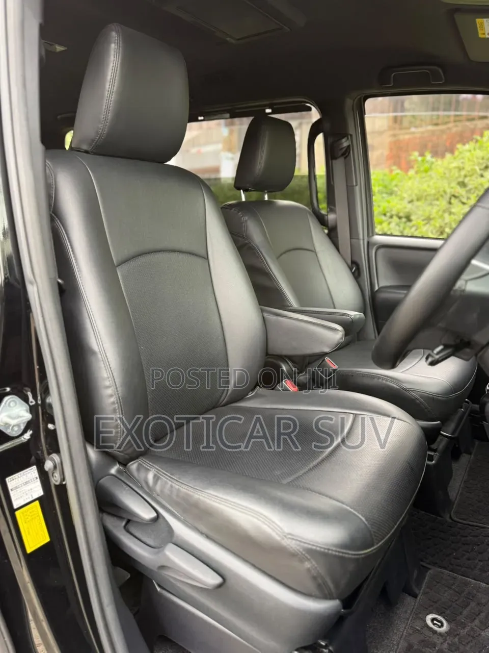 Toyota Noah 2.0 AWD (7 Seater) 2019 Black