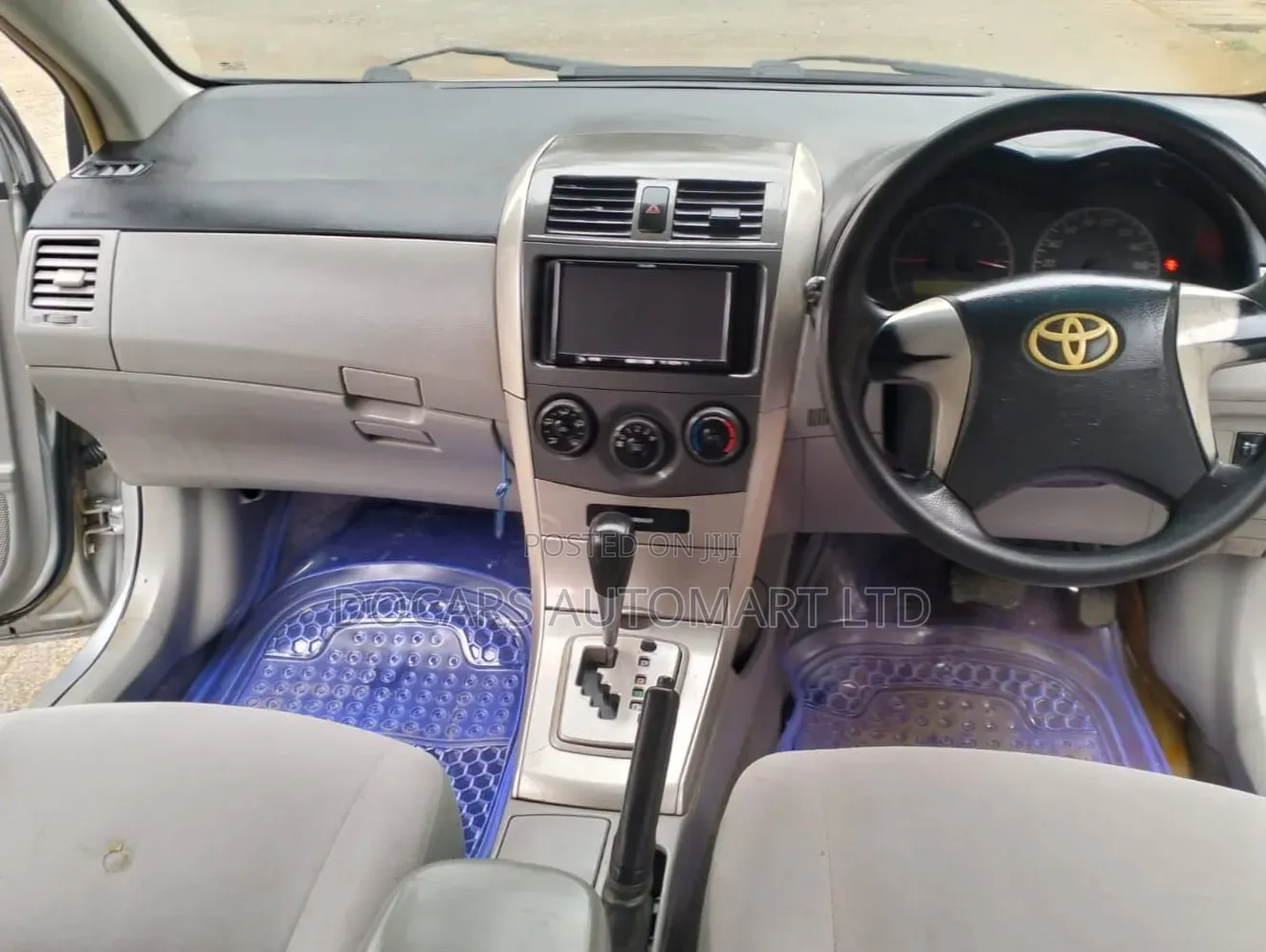 Toyota Axio 2010 Silver
