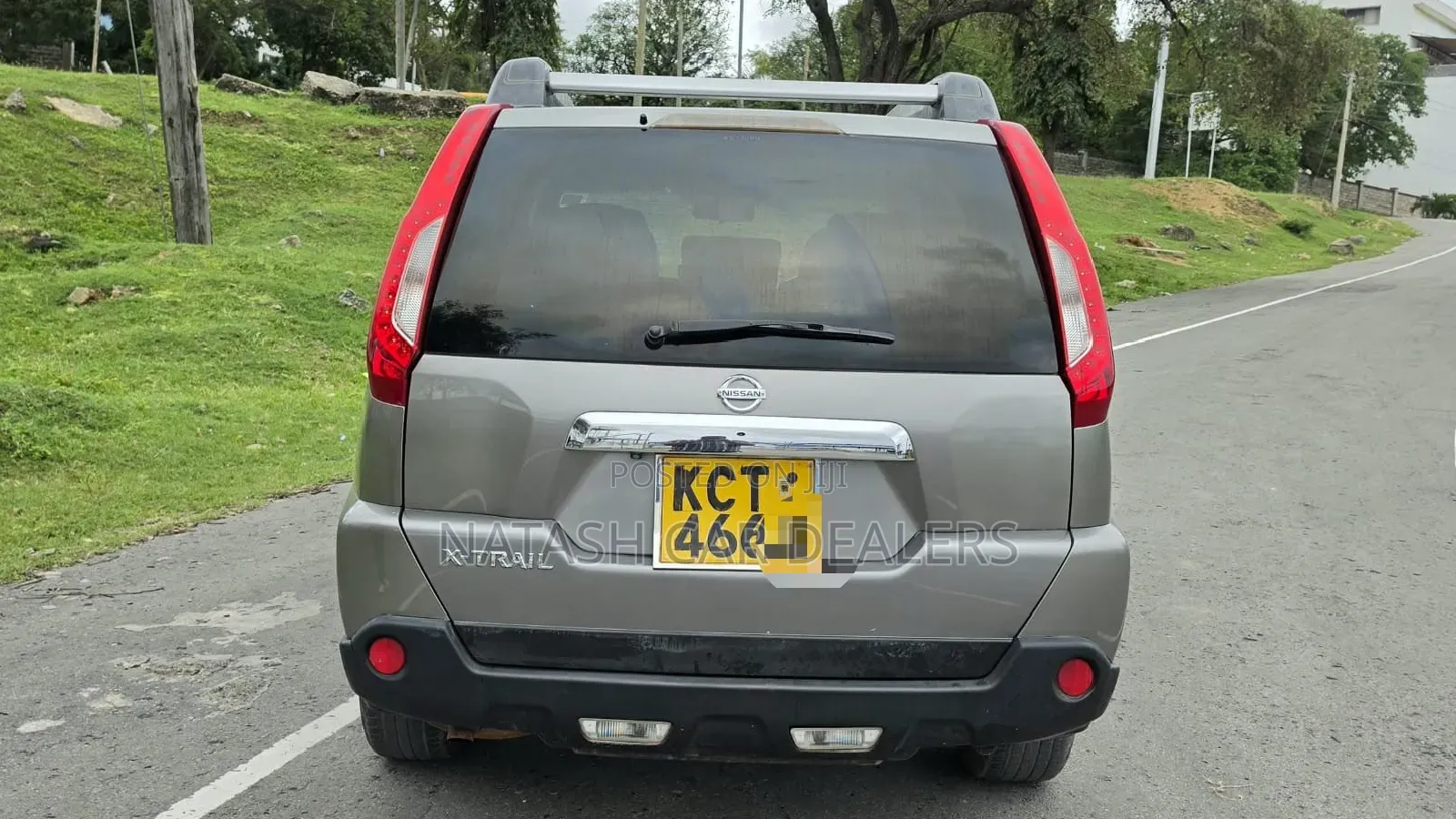 Nissan X-Trail 2.0 Petrol XE 2012 Gray