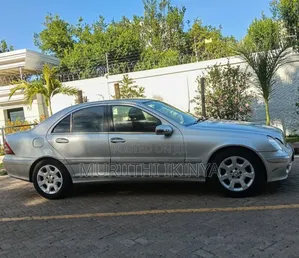 Mercedes-Benz C240 2005 Silver