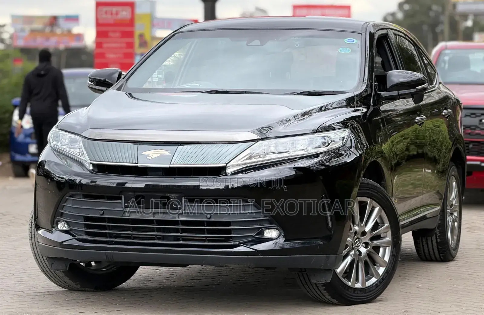 Toyota Harrier 2.0 2019 Black