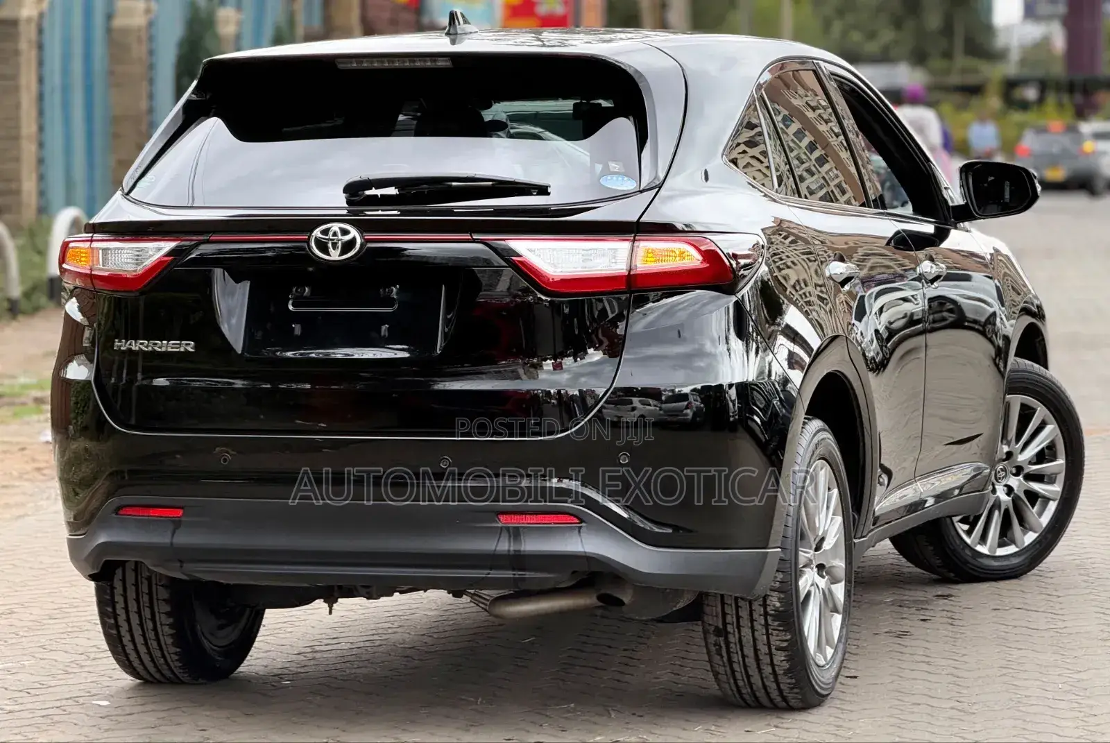 Toyota Harrier 2.0 2019 Black