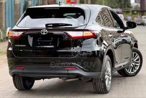 Toyota Harrier 2.0 2019 Black