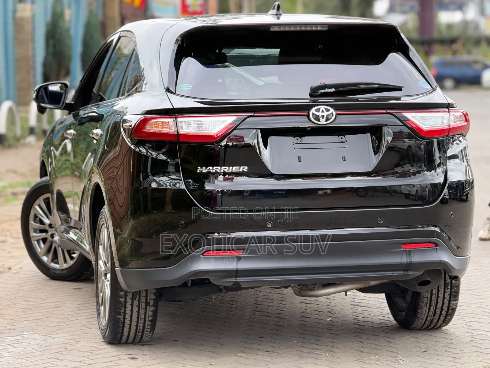 Toyota Harrier 2.0 2019 Black