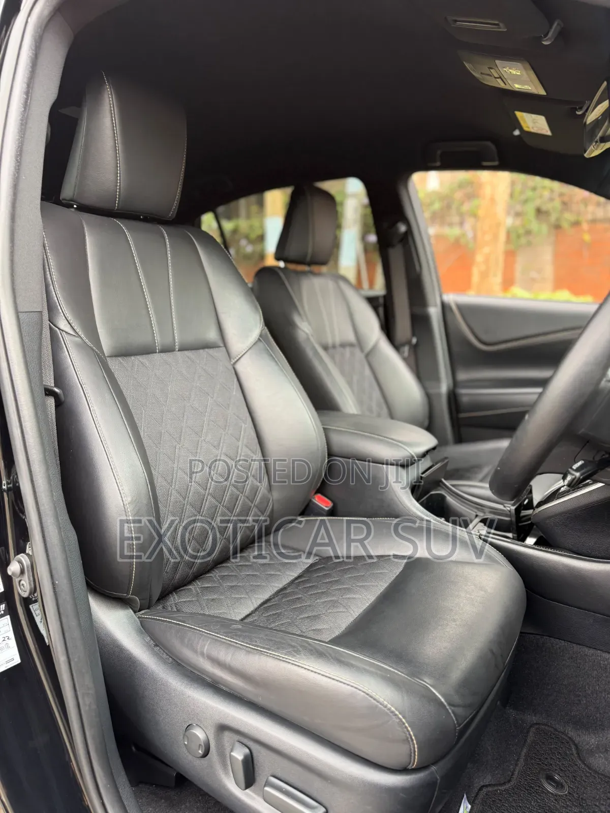 Toyota Harrier 2.0 2019 Black