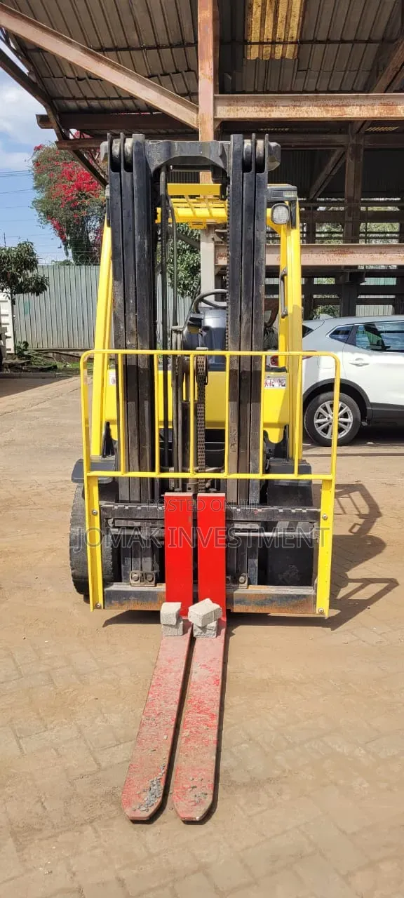 Telehandler and Forklift for Hire