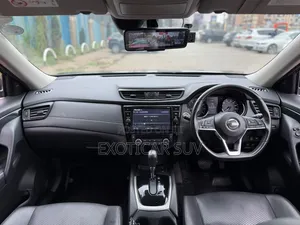 Nissan X-Trail 2.0 Petrol AWD 2019 Gray