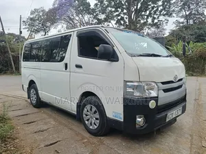 Toyota HiAce 2012 White