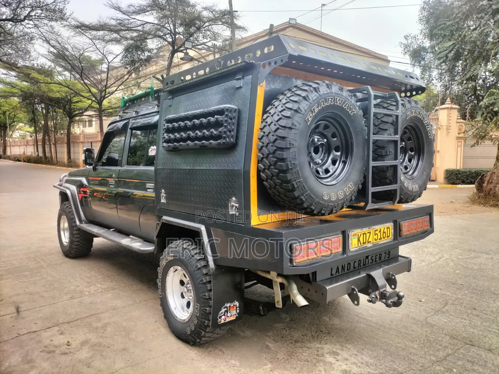 Toyota Land Cruiser 2014 Gray