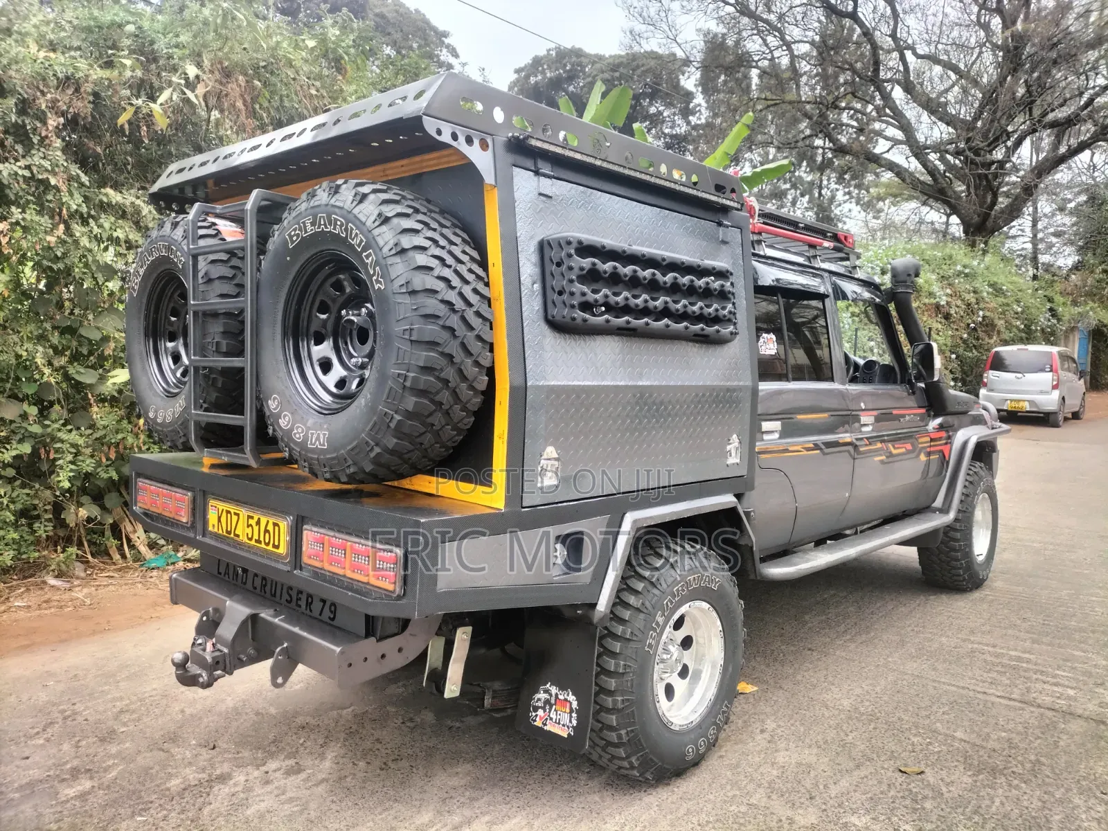 Toyota Land Cruiser 2014 Gray