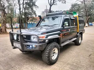 Toyota Land Cruiser 2014 Gray