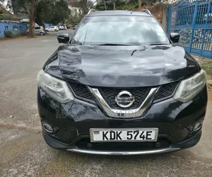 Nissan X-Trail 2.0 Petrol FWD 2014 Black