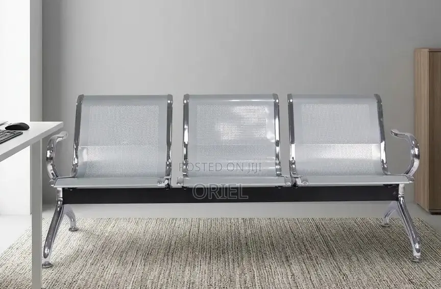 3-Person Waiting Bench – Comfortable Modern Office Reception Seating
