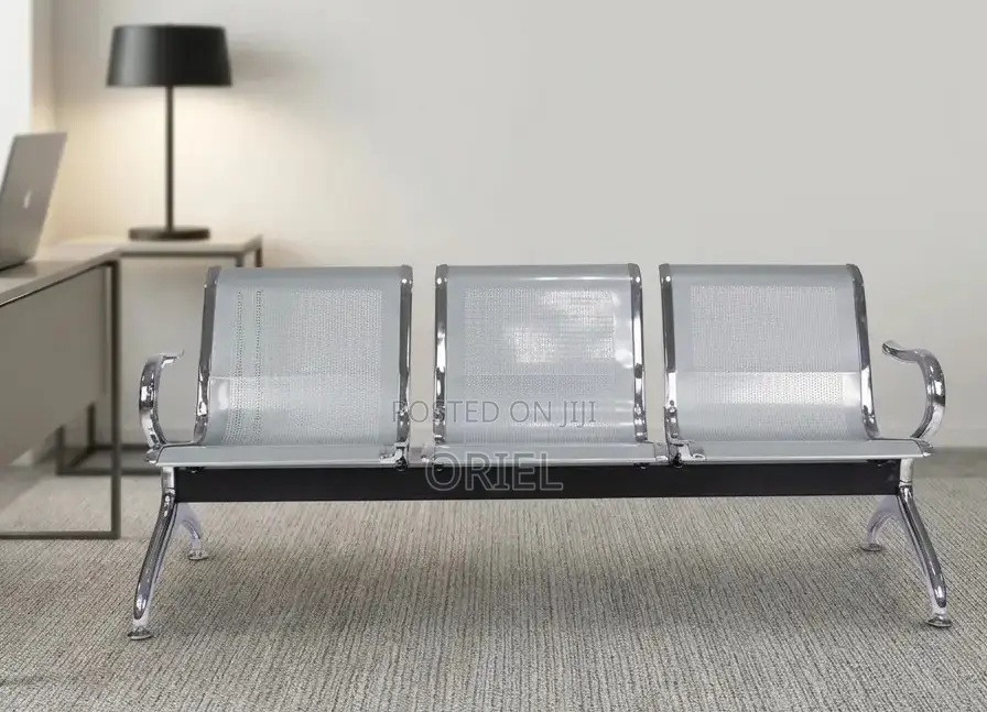 3-Person Waiting Bench – Comfortable Modern Office Reception Seating