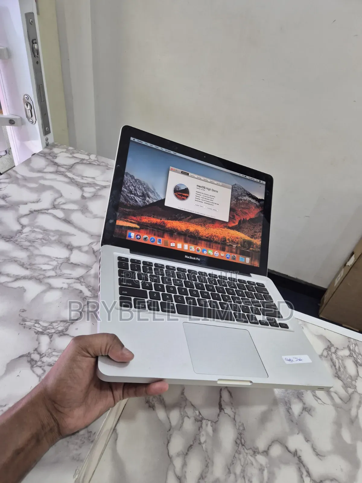 Laptop Apple MacBook Pro 2011 6GB Intel Core i5 SSD 512GB