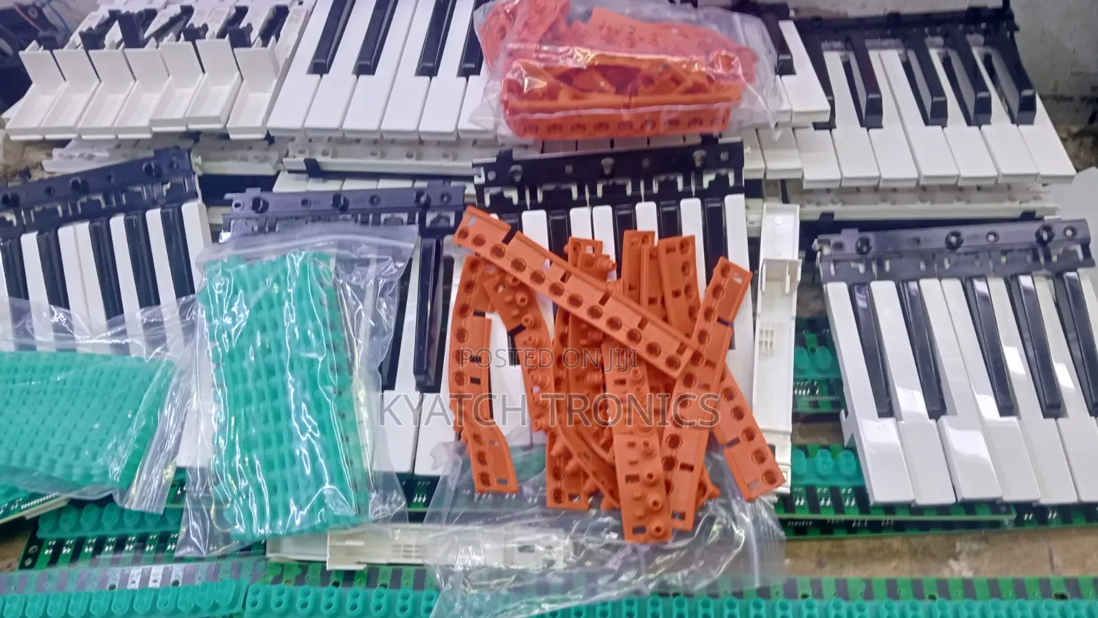 Yamaha PSR S770 Rubbers