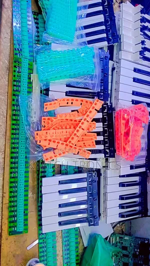 Yamaha PSR S770 Rubbers