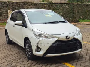 Toyota Vitz 2019 White
