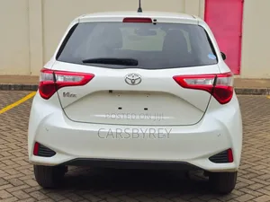Toyota Vitz 2019 White