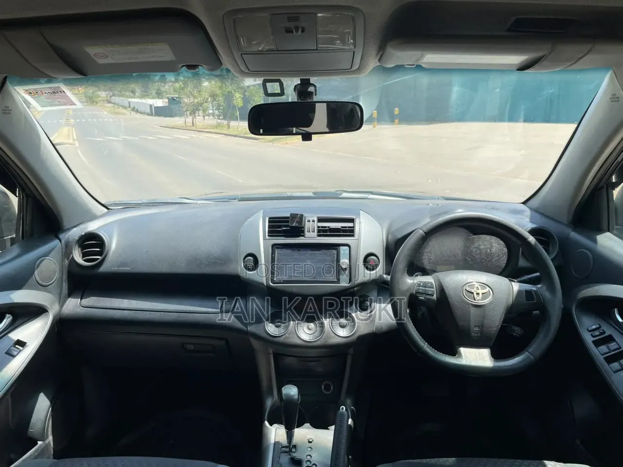 Toyota Vanguard 2012 Black