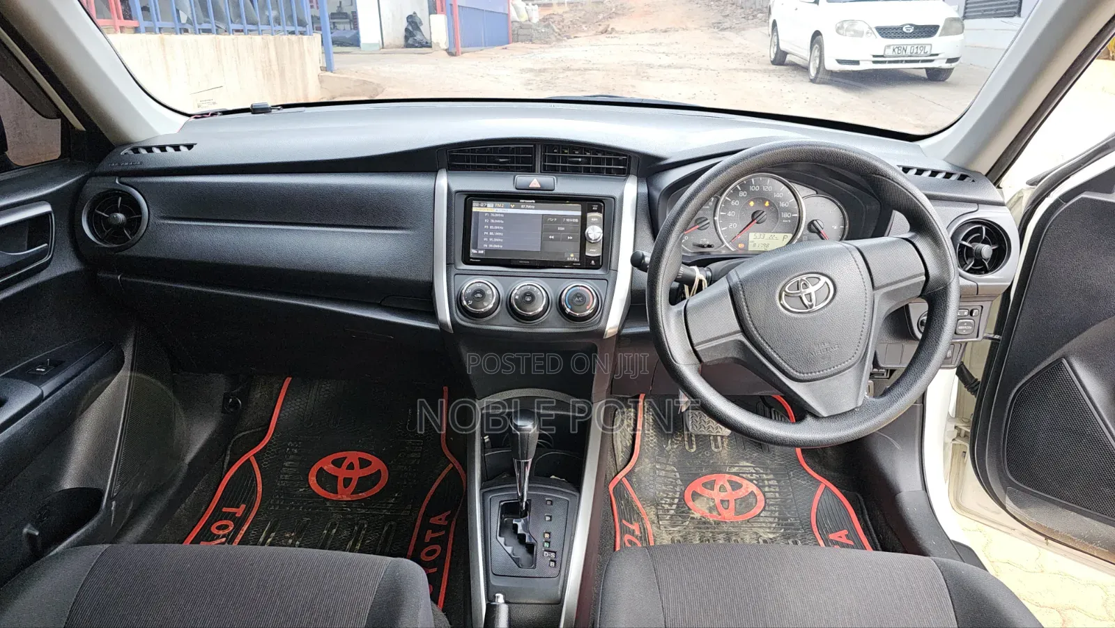 Toyota Corolla Fielder 2017 White