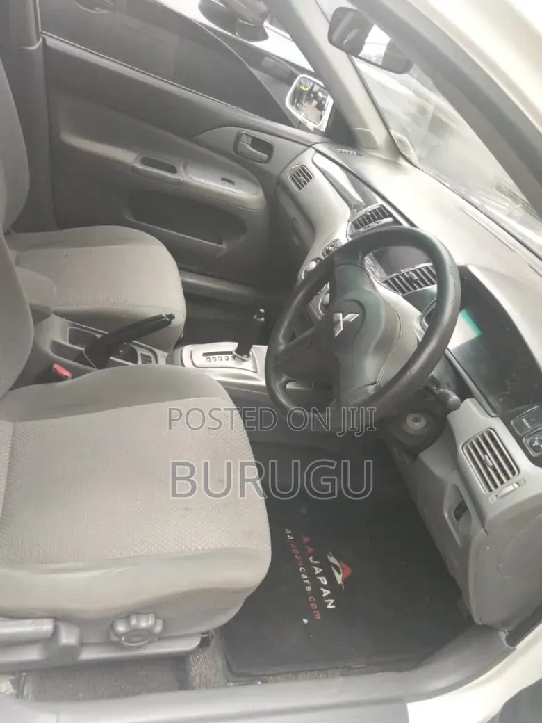 Mitsubishi Lancer Cedia 2008 White