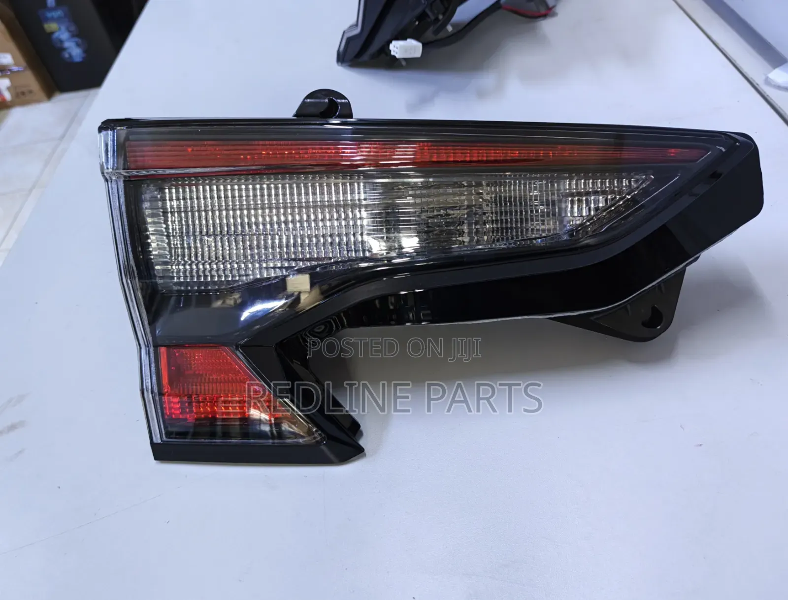 Subaru Outback BT Taillight (Inner)