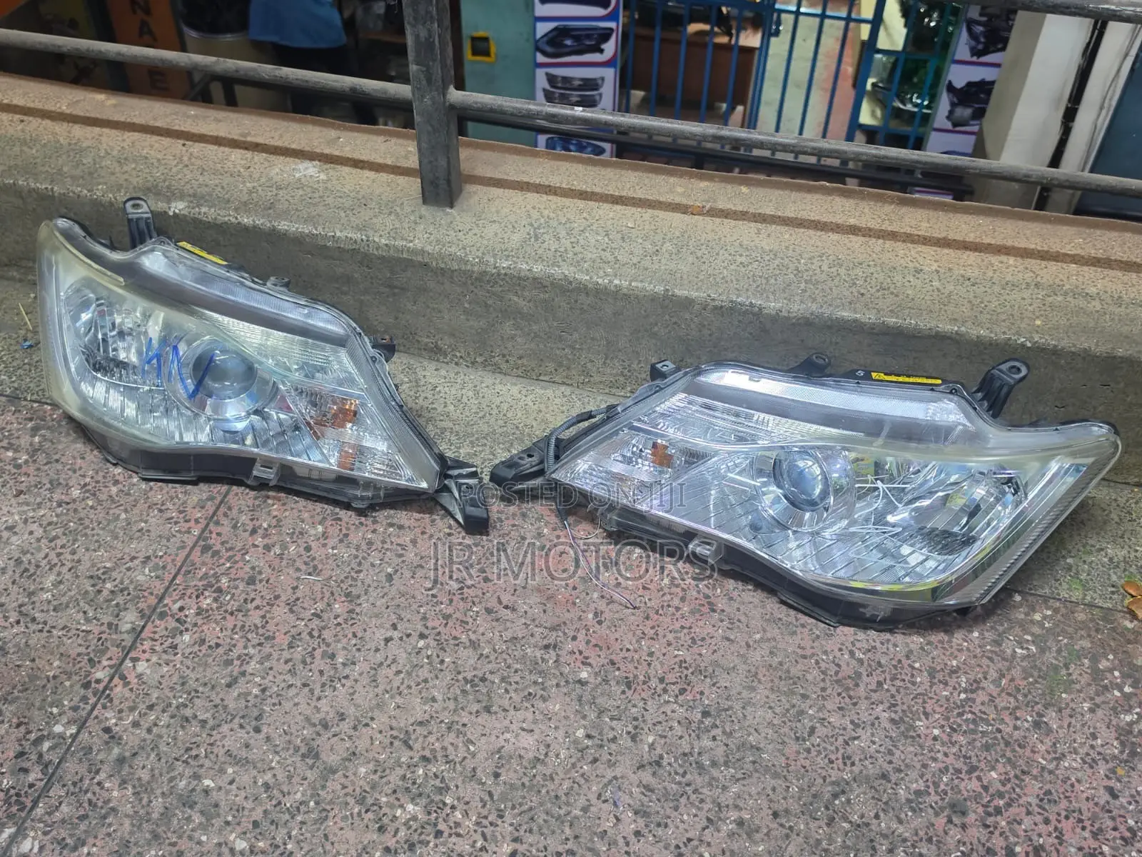 Toyota Corolla Fielder/Axio 2013-2015 (161) Headlights