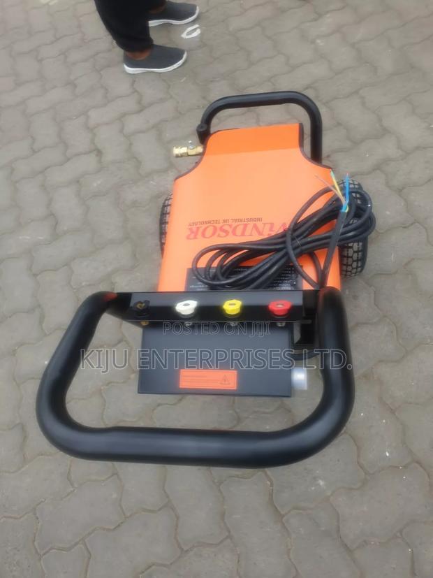 Pressure Washer - thumbnail 2